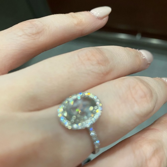 Stunning Rose Cut Oval Moissanite Engagement Ring - Picture 6 of 10